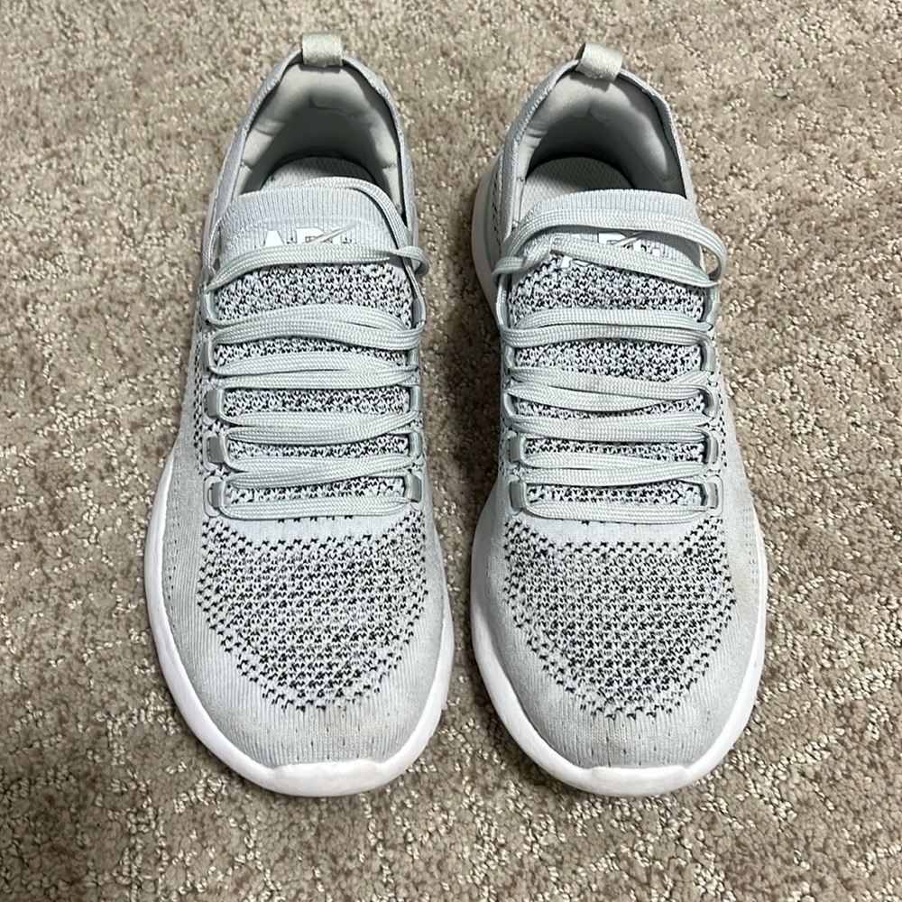 APL Techloom Breeze size 6.5